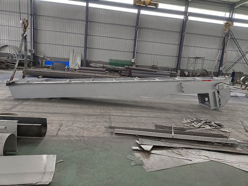 反撈式格柵機(jī)