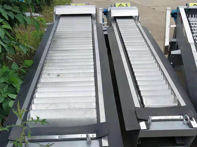 網(wǎng)板格柵機(jī)