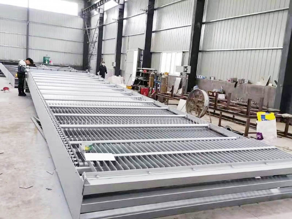 反撈式格柵機(jī)