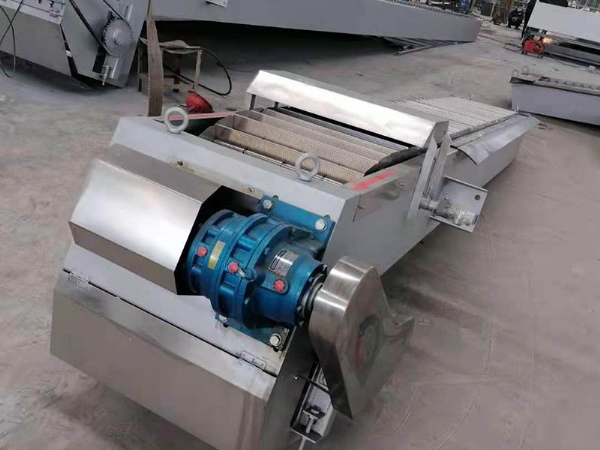 網(wǎng)板格柵機(jī)